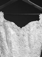 Элементы свадебного платья: обтяжка расшитым гипюром корсета - ателье Grace Couture