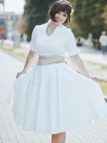 Белое платье на выпускной в стиле new look