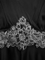 Декор расшитым кружевом вечернего платья - ателье Grace Couture